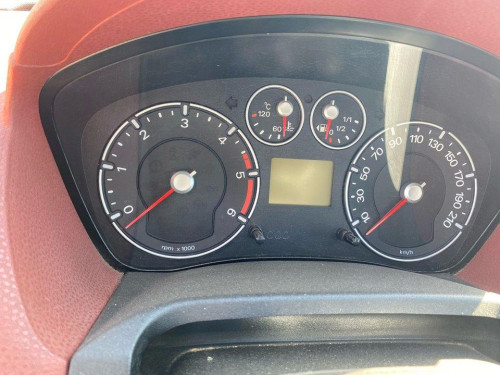  FORD FIESTA (CBK) 