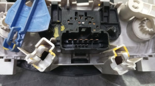 MANDO CALEFACCION / AIRE ACONDICIONADO DACIA DUSTER I 