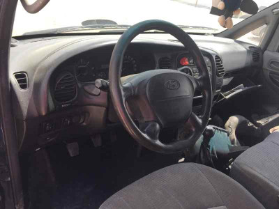 HYUNDAI H-1 ()