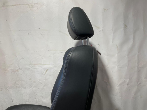 ASIENTO DELANTERO DERECHO 