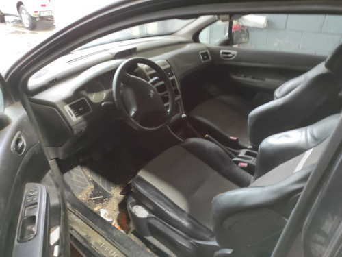 PEUGEOT 307 (S1)(04.2001) — vehículo donante para recambios 
