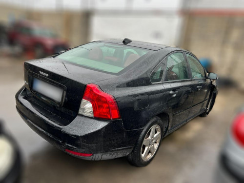  VOLVO S40 BERLINA 