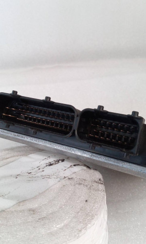  CENTRALITA MOTOR UCE VOLKSWAGEN PASSAT BERLINA (3B2) 