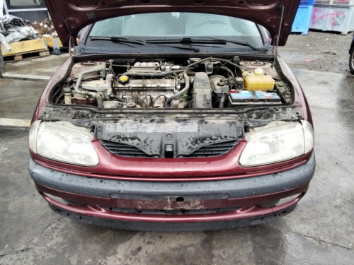  RENAULT LAGUNA (B56) 