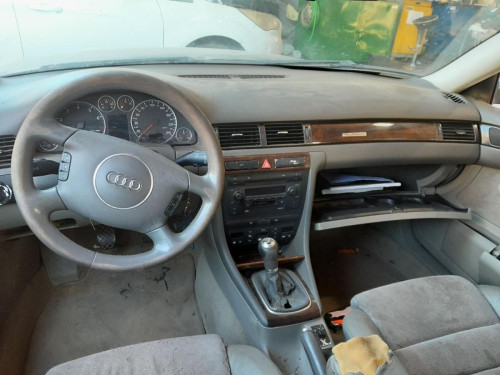AUDI A6 BERLINA (4B2) — автомобиль-донор на запчасти 