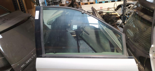 PUERTA DELANTERA DERECHA CHRYSLER VOYAGER (RG) 