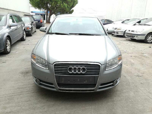 AUDI A4 BERLINA (8E) — vehículo donante para recambios 
