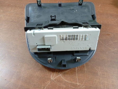 PANTALLA MULTIFUNCION Renault CLIO III 