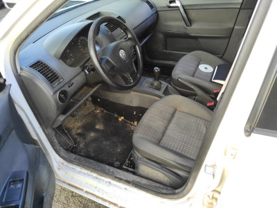 VOLKSWAGEN POLO IV (9N3)