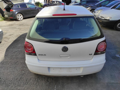 VOLKSWAGEN POLO IV (9N3)