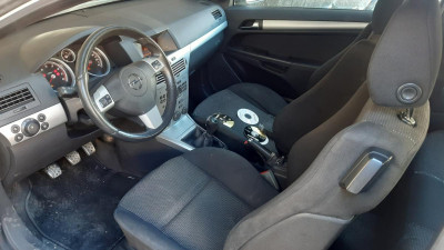 OPEL ASTRA H GTC