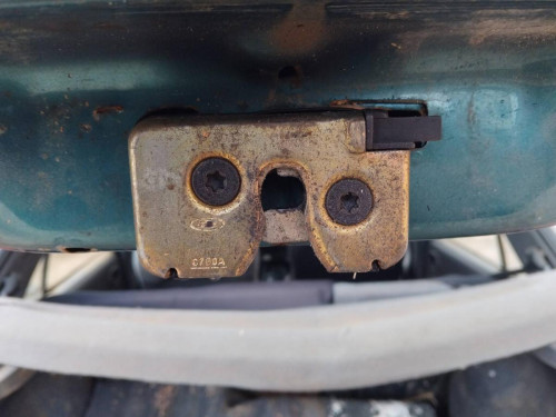 CERRADURA MALETERO / PORTON Ford Fiesta Berlina (1996->) FORD Fiesta Berlina (1996->) 