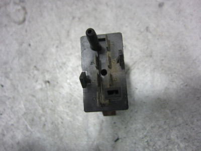 INTERRUPTOR, VOLKSWAGEN, PASSAT BERLINA (3B2)