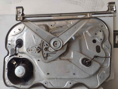  ELEVALUNAS DELANTERO IZQUIERDO Ford FOCUS BERLINA (CAP) 