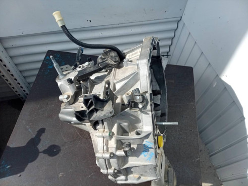 CAJA CAMBIOS Renault CAPTUR II 