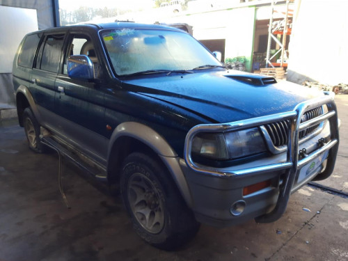  MITSUBISHI MONTERO SPORT (K90) 