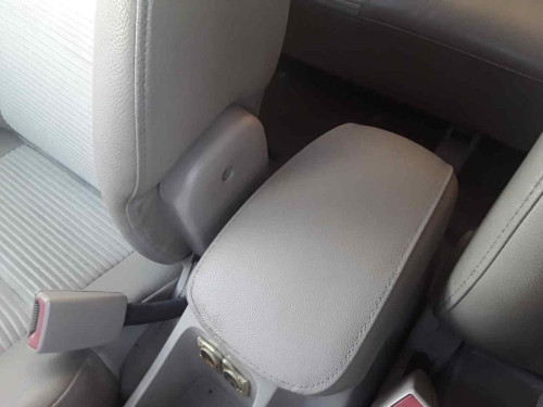 APOYABRAZOS CENTRAL Kia SPORTAGE (KM) 