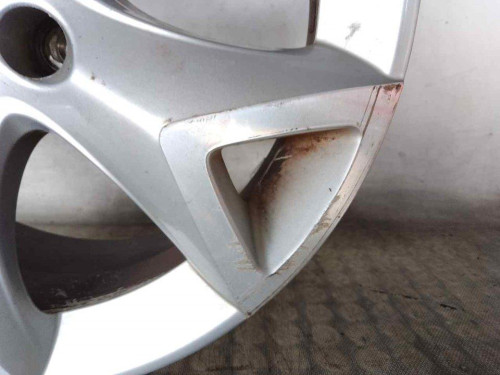 LLANTA CITROEN C5 BERLINA 