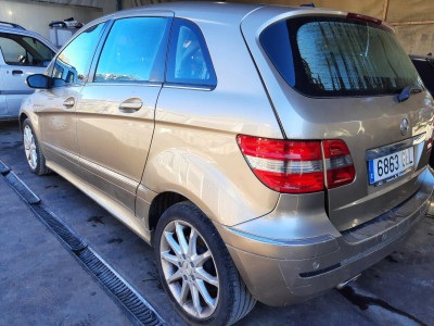 MERCEDES-BENZ CLASE B (BM 245)