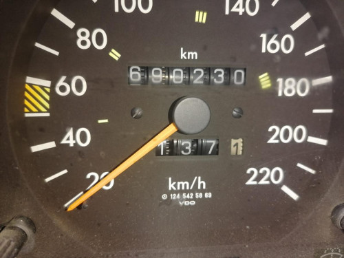 MERCEDES-BENZ CLASE E (BM 124) BERLINA — Donor Vehicle for Used Parts 