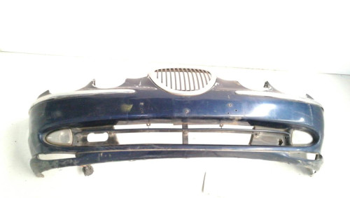 PARAGOLPES DELANTERO 