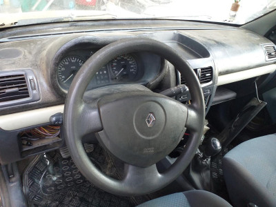 RENAULT CLIO II FASE II (B/CB0)