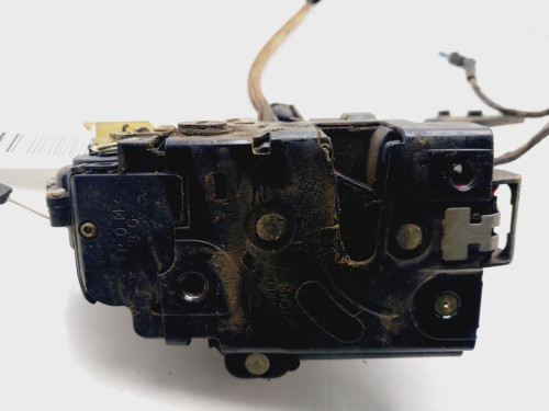 CERRADURA PUERTA TRASERA IZQUIERDA Seat LEON (1M1) 
