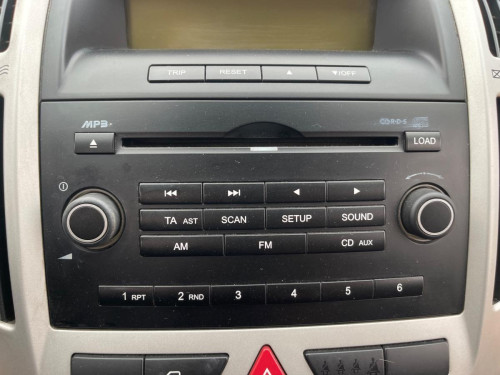 SISTEMA AUDIO / RADIO CD Kia CEED (ED) 