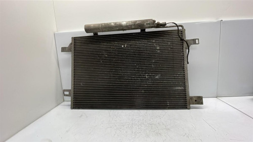 CONDENSADOR / RADIADOR AIRE ACONDICIONADO Mercedes-Benz CLASE A (BM 169) 