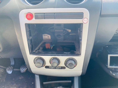  SEAT CORDOBA BERLINA (6L2) 