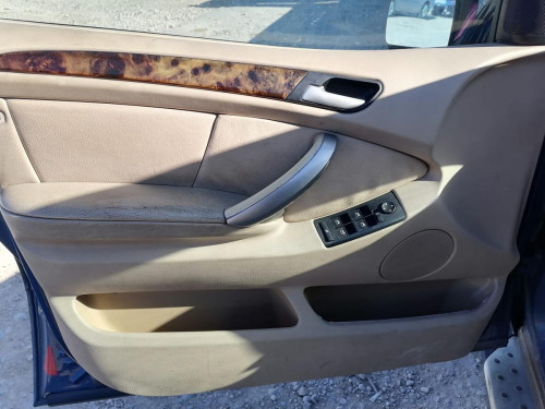 BMW SERIE X5 (E53) — автомобиль-донор на запчасти 