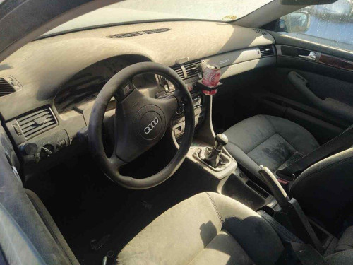  AUDI A6 BERLINA (4B2) 