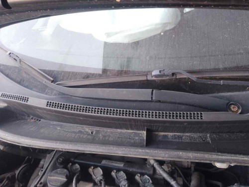 BRAZO LIMPIA DELANTERO DERECHO Kia RIO (UB) 