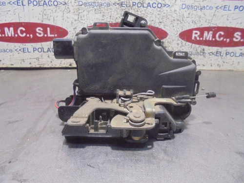  CERRADURA PUERTA TRASERA IZQUIERDA VOLKSWAGEN BORA BERLINA (1J2)(1998) 