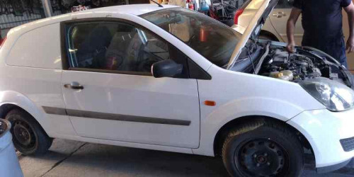 FORD FIESTA (CB1) — vehículo donante para recambios 