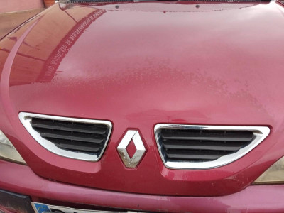REJILLA DELANTERA Renault Megane I Fase 2 Berlina (BA0)(1999->)