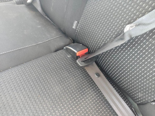 ENGANCHE CINTURON TRASERO IZQUIERDO PEUGEOT 208 