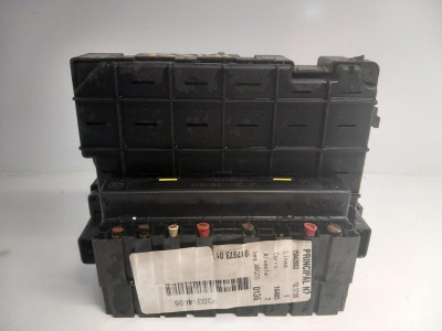 CAJA RELES / FUSIBLES