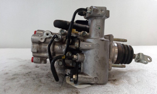  BOMBA DIRECCION TOYOTA YARIS (P13) 