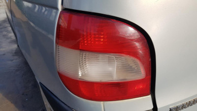 PILOTO TRASERO IZQUIERDO Renault Scenic I (JA...)(1999->)
