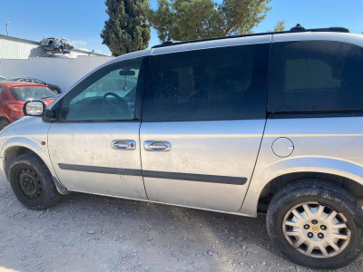 CHRYSLER VOYAGER (RG)