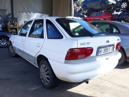  FORD ESCORT BERL./TURNIER 