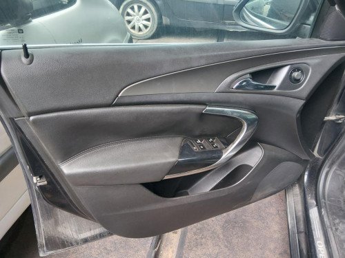 OPEL INSIGNIA BERLINA — автомобиль-донор на запчасти 