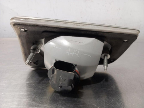  FARO ANTINIEBLA TRASERO DERECHO, CADILLAC, STS 