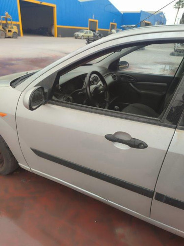  FORD FOCUS BERLINA (CAK) 