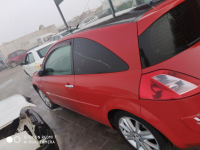 RENAULT MEGANE II BERLINA 3P
