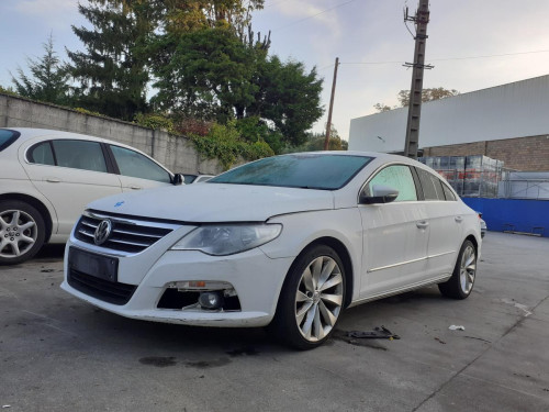  VOLKSWAGEN PASSAT CC (357) 