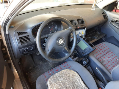 SEAT CORDOBA BERLINA (6K2)