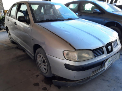 SEAT CORDOBA BERLINA (6K2)