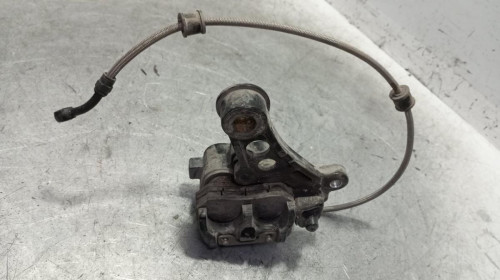 PINZA DE FRENO TRASERA used